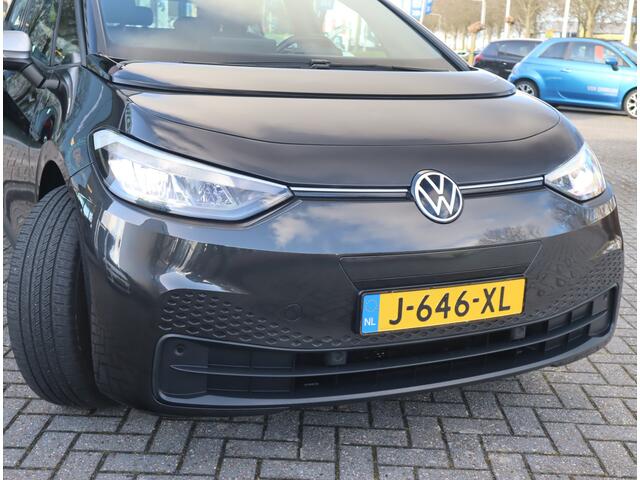 Volkswagen ID.3 First 58 kWh Navi / Climate / Stoelverw / DAB / Trekh All season banden