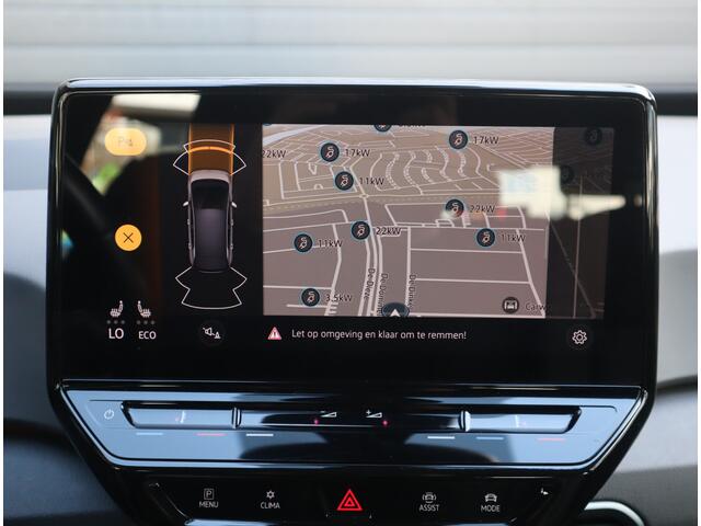 Volkswagen ID.3 First 58 kWh Navi / Climate / Stoelverw / DAB / Trekh All season banden