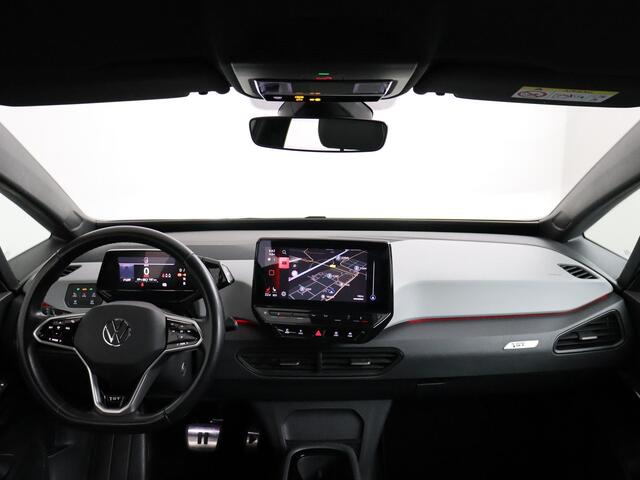 Volkswagen ID.3 First Plus 58 kWh | SoH 93,4% | Adaptief Cruise Control | Trekhaak | Camera | IQ Light!