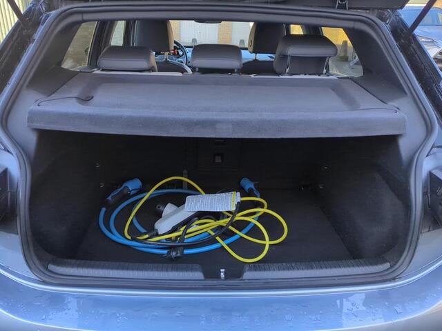 Volkswagen ID.3 Business 58 kWh | Geen import | Camera | Stoelverwarming | Adap