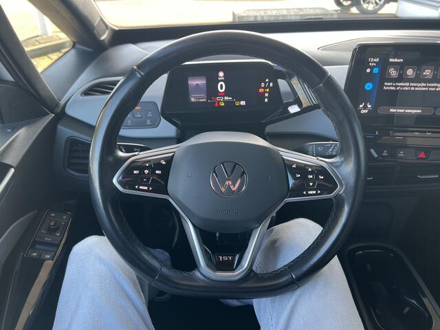 Volkswagen ID.3 First Plus 58 kWh / IQ Light / PDC / 19 Inch