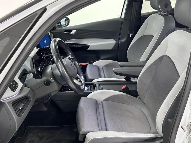 Volkswagen ID.3 First Max 58 kWh PANORAMADAK | NAVIGATIE | SOH 90 % | ACHTERUITRIJCAMERA