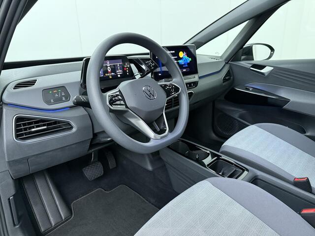 Volkswagen ID.3 Pure 45 kWh | 150 PK | SoH 89%| Adaptive cruise control | Climate control | Navigatiesysteem |