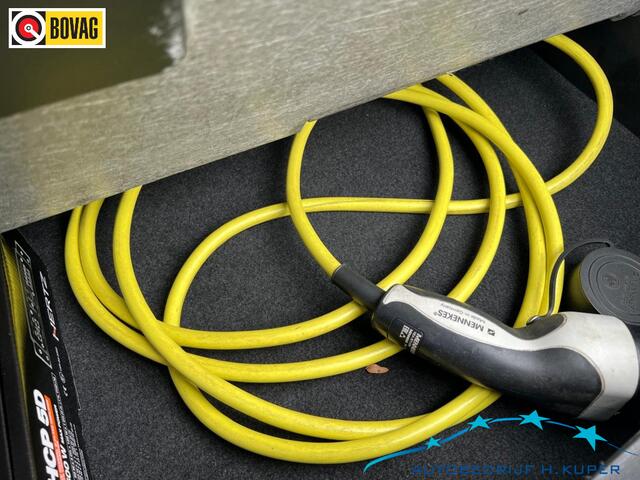 Volkswagen ID.3 First Max 58 kWh | Adap. Cruise | Trekhaak | Camera | Carplay/An