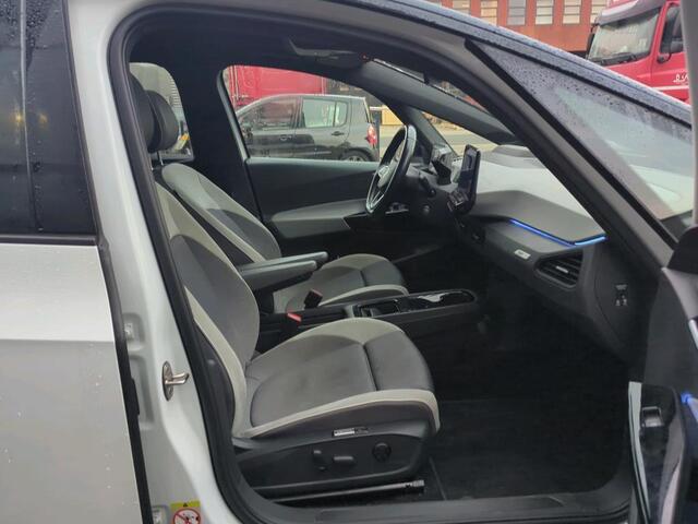 Volkswagen ID.3 First Max 58 kWh ERGO STOELEN | PANO | VELGEN | CAMERA