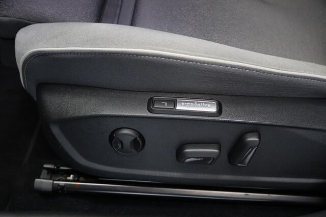 Volkswagen ID.3 1st Pro 58 kWh | Panoramadak | Matrix | Elektrische sportstoelen