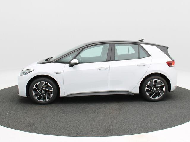 Volkswagen ID.3 Pro 58 kWh 204 Pk | Stoelverwarming | Adaptive cruise | Parkeer Sensoren | CarPlay | Navigatie | Climatronic | 18 Inch | 61.310 Km !!
