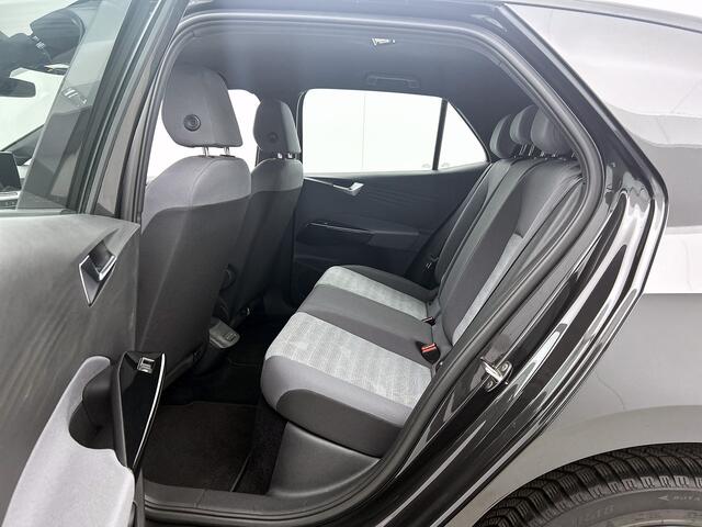 Volkswagen ID.3 Pro 62KWh Comfort / Navigatie / Pdc.V+A / Airco-ecc./ Xenon / Radio multimedia / Apk 08-2026