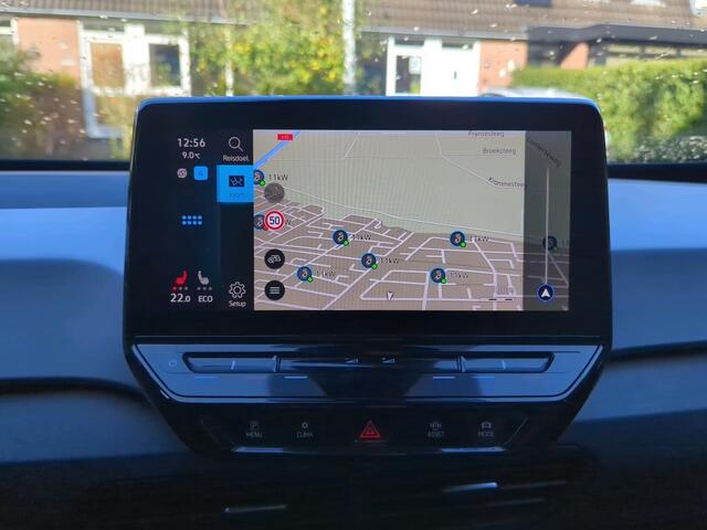 Volkswagen ID.3 First Plus 58 kWh / SOH 92%/ AUTOMAAT/ TREKHAAK/ STOELVERWARM./ CLIMA/ NAVI/ CRUISE/ 19"LMV