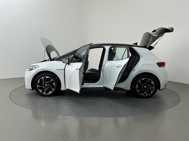 Volkswagen ID.3 PRO 58 KWH S Gletscher White metallic / Zwart Dak