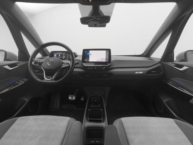 Volkswagen ID.3 First 58 kWh | ADAPTIVE | STOEL- EN STUURVERW.