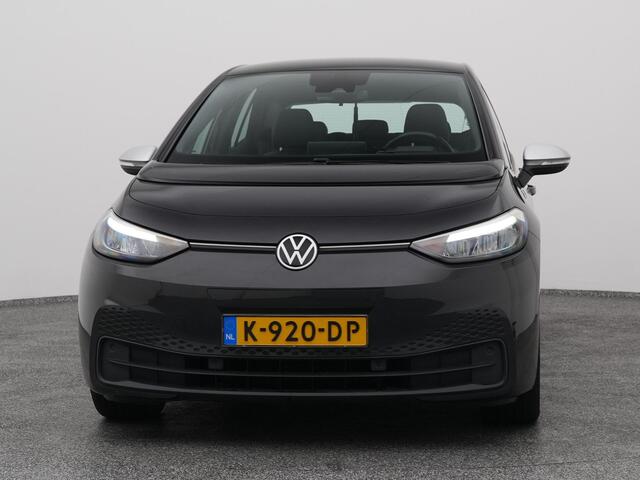Volkswagen ID.3 First 58 kWh | ADAPTIVE | STOEL- EN STUURVERW.