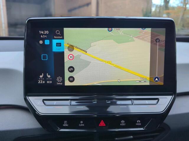 Volkswagen ID.3 First Plus 58 kWh 204 PK | Navigatie | 19" Lm velgen | Parkeercamera |