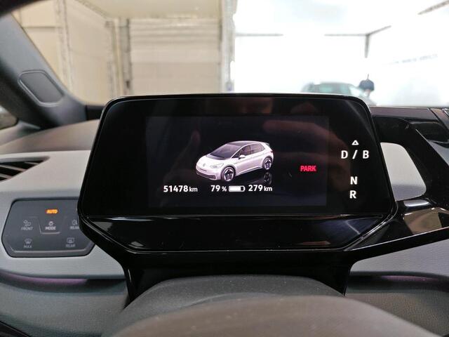 Volkswagen ID.3 First Plus 58 kWh 204 PK | Navigatie | 19" Lm velgen | Parkeercamera |