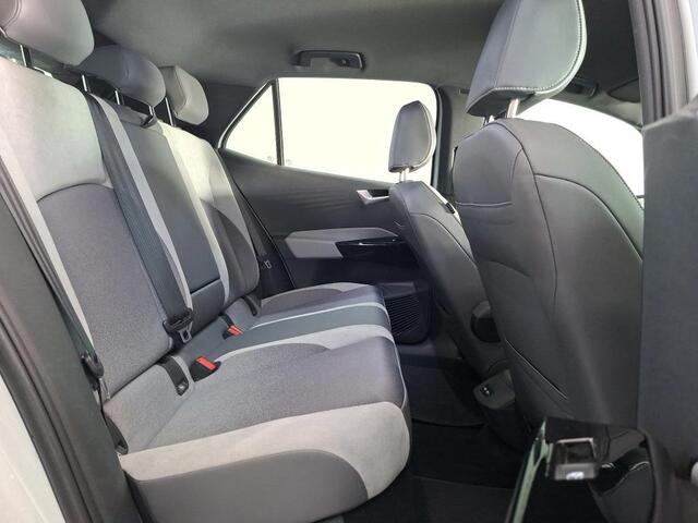 Volkswagen ID.3 First Plus 58 kWh 204 PK | Navigatie | 19" Lm velgen | Parkeercamera |