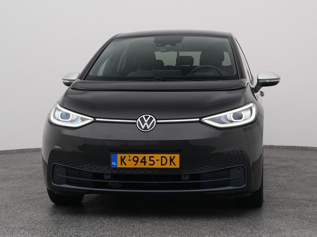 Volkswagen ID.3 First Plus 58 kWh | CAMER | ADAPTIVE | STOEL- EN STUURVERW. | TREKHAAK