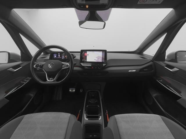 Volkswagen ID.3 First 58 kWh | CAMERA | ADAPTIVE | STOEL- EN STUURVERW.