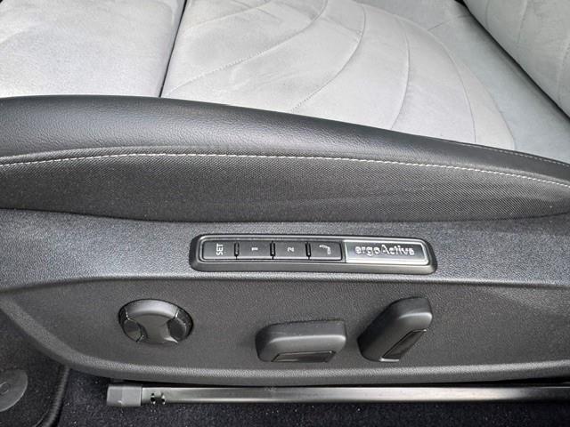 Volkswagen ID.3 Pro S 77kWh SOH 100% Headup/Camera/Trekhaak//Masagestoelen/Bidirectioneel laden
