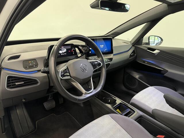 Volkswagen ID.3 Life 58 kWh SOH 92% Navigatie Apple Carplay Android Auto Parkeersensoren Adaptive Cruise Control Stoel- en stuurverwarming Climate Control