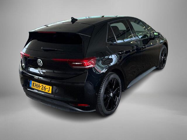 Volkswagen ID.3 Pro Limited Edition 58 kWh accu 204 pk · Achteruitrijcamera · Draadloze telefoonlader · Sfeerverlichting · All-season banden