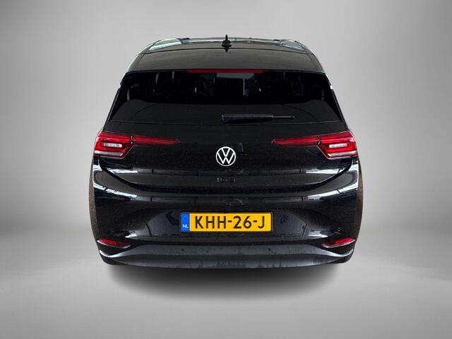 Volkswagen ID.3 Pro Limited Edition 58 kWh accu 204 pk · Achteruitrijcamera · Draadloze telefoonlader · Sfeerverlichting · All-season banden