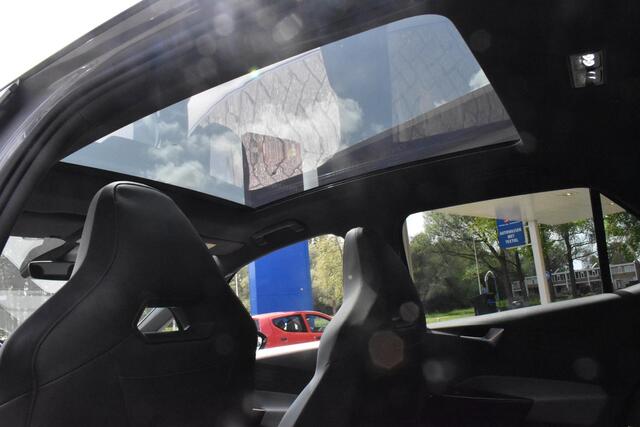 Volkswagen ID.3 Style 58 kWh Panoramadak | Massagestoelen | HUD | BSM | Navigatie | 12 mnd BOVAG garantie | Whatsapp 06-53188999