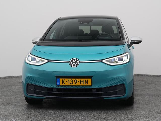 Volkswagen ID.3 First Plus 58 kWh | CAMERA | ADAPTIVE | STOEL- EN STUURVERW.