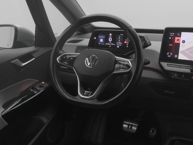 Volkswagen ID.3 First Plus 58 kWh | CAMERA | ADAPTIVE | STOEL- EN STUURVERW.