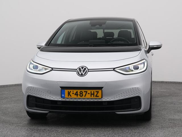 Volkswagen ID.3 First Plus 58 kWh | CAMERA | ADAPTIVE | STOEL- EN STUURVERW.