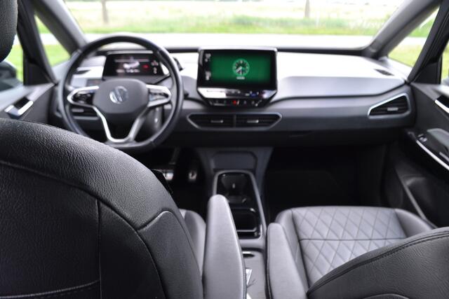 Volkswagen ID.3 Pro S 77 kWh Leer | Stoelverw. | Achteruitrijcamera | Dodehoek detectie | file assistent | keyless entry | Rondomzicht camera Matrix Koplampen