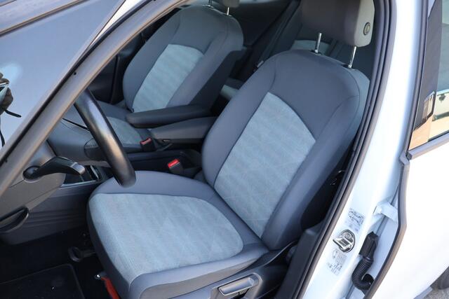 Volkswagen ID.3 First 58 kWh | Origineel NL |