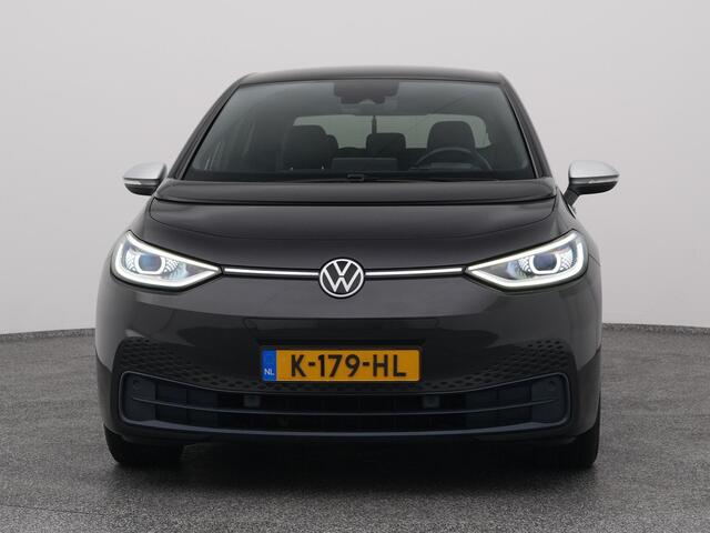 Volkswagen ID.3 First Plus 58 kWh | CAMERA | ADAPTIVE | STOEL- EN STUURVERW.