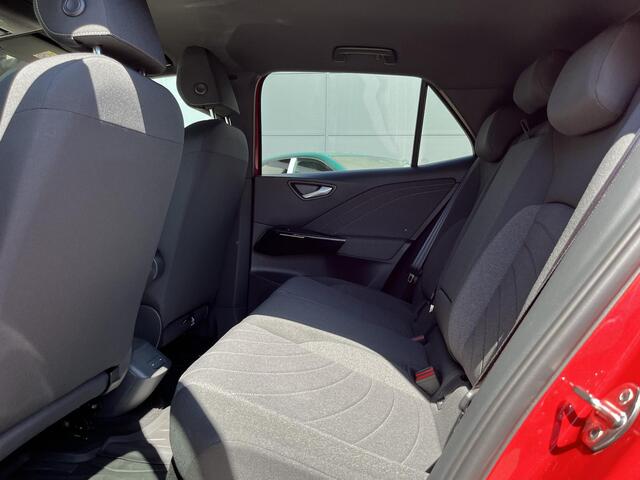 Volkswagen ID.3 Pro Business 59 kWh | Trekhaak | 6.500 km |