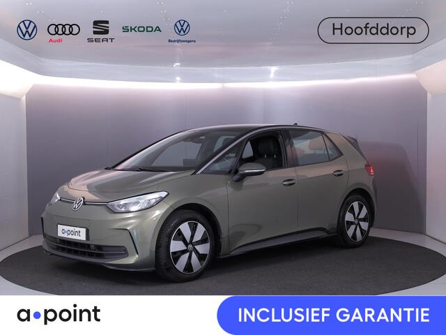 Volkswagen ID.3 Pure Oranje Edition 52 kWh 170 pk | SOH 100% | Navigatie via App | Parkeersensoren | Adaptieve cruise control | LED koplampen |