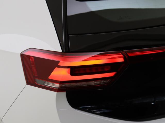 Volkswagen ID.3 Pro 58 kWh | SoH 88% | Warmtepomp | Keyless | Adaptieve Cruise control | Stoel- en stuurwielverwarming | Navigatie | CarPlay | Parkeersensoren |