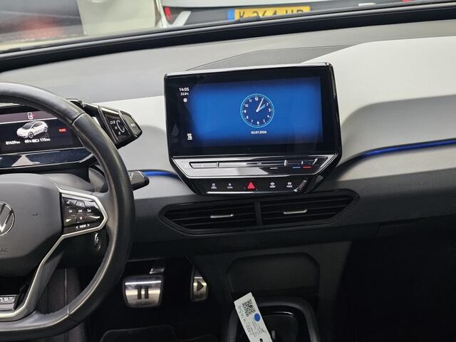 Volkswagen ID.3 First Plus 58 kWh | Camera | Adaptive Cruise | Stoel / Stuur ver