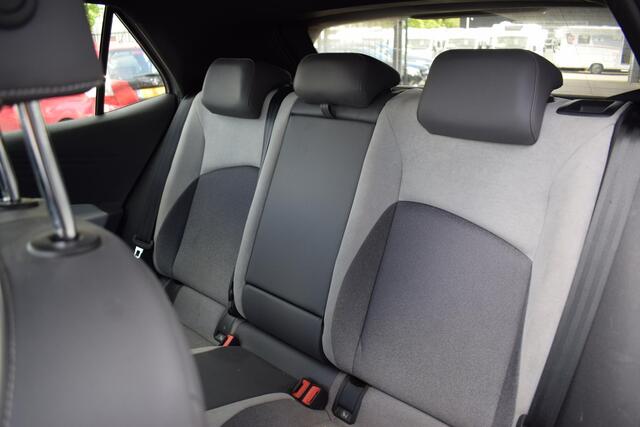Volkswagen ID.3 First Plus 58 kWh | Stuur- en Stoelverw. | Camera | ACC | CarPlay