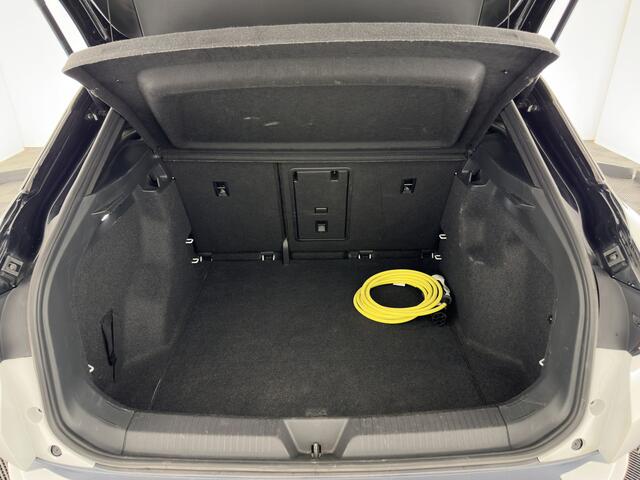 Volkswagen ID.4 First 77 kWh [ 3-Fase ] (INCL.BTW) *HEAT-PUMP | 1/2LEATHER | FULL-LED | HEATED-COMFORTSEATS | DIGI-COCKPIT | AMBIENT-LIGHT | NAVI-FULLMAP | ECC | PDC | CRUISE | 20''ALU*