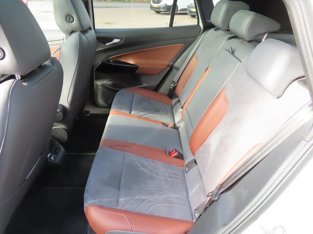 Volkswagen ID.4 First Max 77 kWh*LED*ACC*Heat Pump*EXPORTPRIJS*