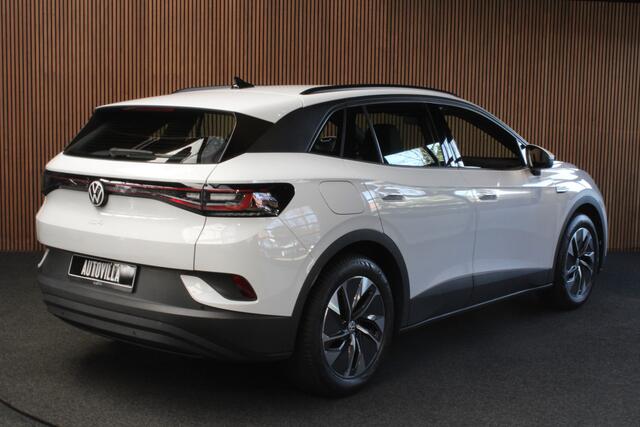 Volkswagen ID.4 Navi ACC Camera Warmtepomp PDC Stuurverwarm. Carplay 19" LM velgen Climate voor & achter Interieur voorverwarming & koeling