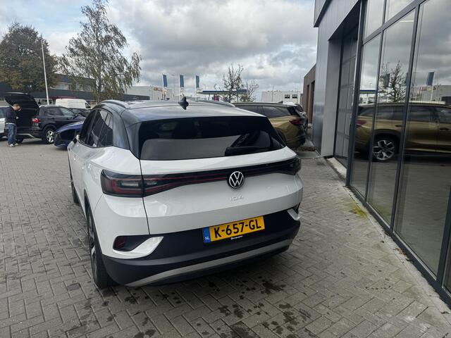 Volkswagen ID.4 First 77 kWh | Adaptive Cruise | Climate Control | Stoelverwarming | Navigatie | Camera | Carplay | Keyless | 20 inch | 140.237 km!!