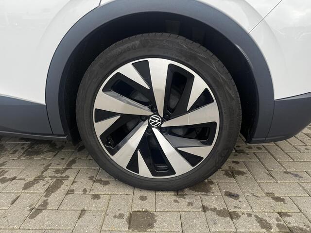 Volkswagen ID.4 First 77 kWh | Adaptive Cruise | Climate Control | Stoelverwarming | Navigatie | Camera | Carplay | Keyless | 20 inch | 140.237 km!!