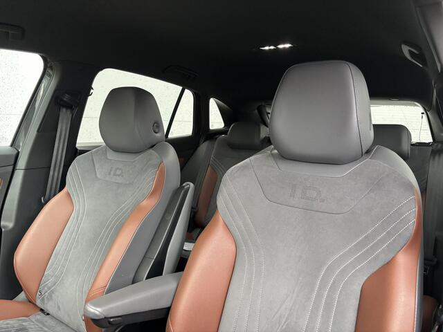 Volkswagen ID.4 First 77 kWh | Trekhaak | Navigatie |