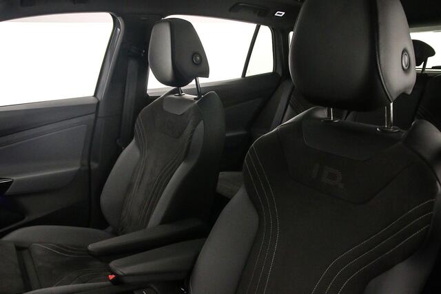 Volkswagen ID.4 Pro Business 286pk Automaat Panoramadak, Harman Kardon audio, 360 camera, Head up display, Adaptive cruise control, LED matrix koplampen
