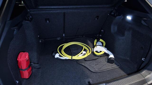 Volkswagen ID.4 Pure 52 kWh | Apple Carplay/Android Auto | draadloze telefoonlader |