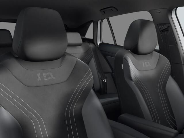 Volkswagen ID.4 Pro Limited Edition 77 kWh accu 286 pk · Achteruitrijcamera · Draadloze telefoonlader ·