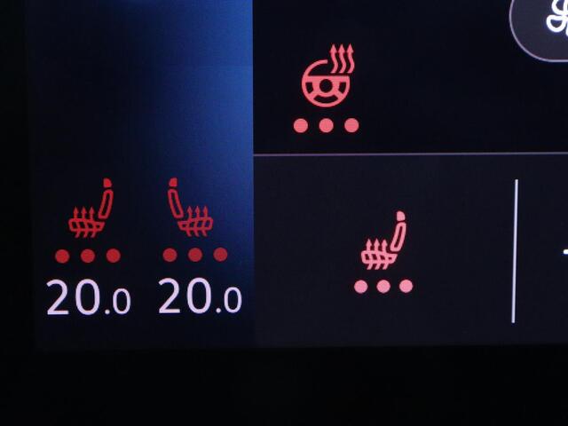 Volkswagen ID.4 First 77 kWh | Stoel & stuurverwarming | Camera | Carplay | Adaptive cruise | Half leder | 20'' | Navigatie | DAB | Sfeerverlichting