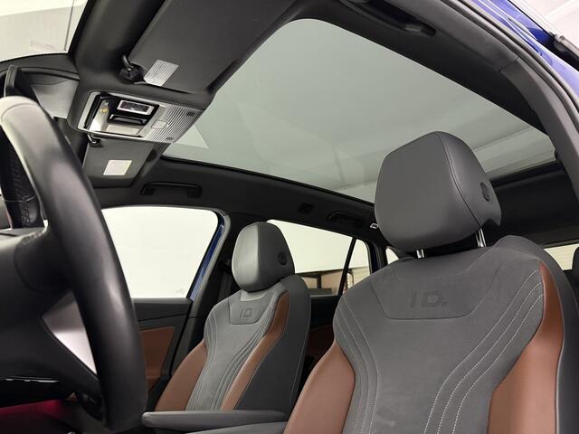 Volkswagen ID.4 First Max 77 kWh | SOH 88% | Snelladen | Pano | HuD | Virtual | IQ Lights | 360° | Memory | Sfeer | Stoel/Stuur verw. | Adap. Cruise | Carplay | NAP