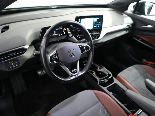 Volkswagen ID.4 First 77 kWh IQ Drive | Camera | ACC | Stoel- en stuurwielverwarming