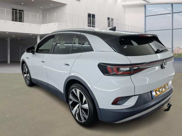 Volkswagen ID.4 First 77 kWh | Stoelverwarming | Stuurverwarming | Trekhaak | Adaptive Cruise Control | Navigatie | Apple Carplay | Keyless | Camera | Parkersensoren |